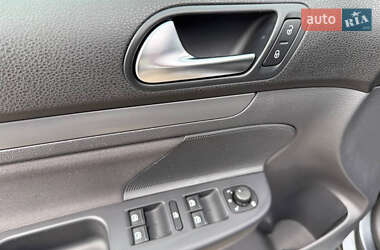Універсал Volkswagen Golf 2009 в 