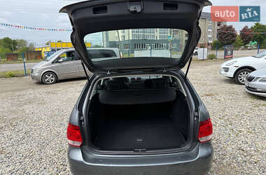Універсал Volkswagen Golf 2009 в 