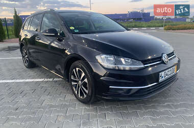 Универсал Volkswagen Golf 2019 в Стрые