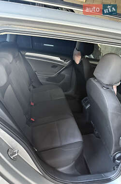 Універсал Volkswagen Golf 2014 в 