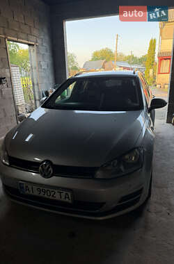 Універсал Volkswagen Golf 2014 в 