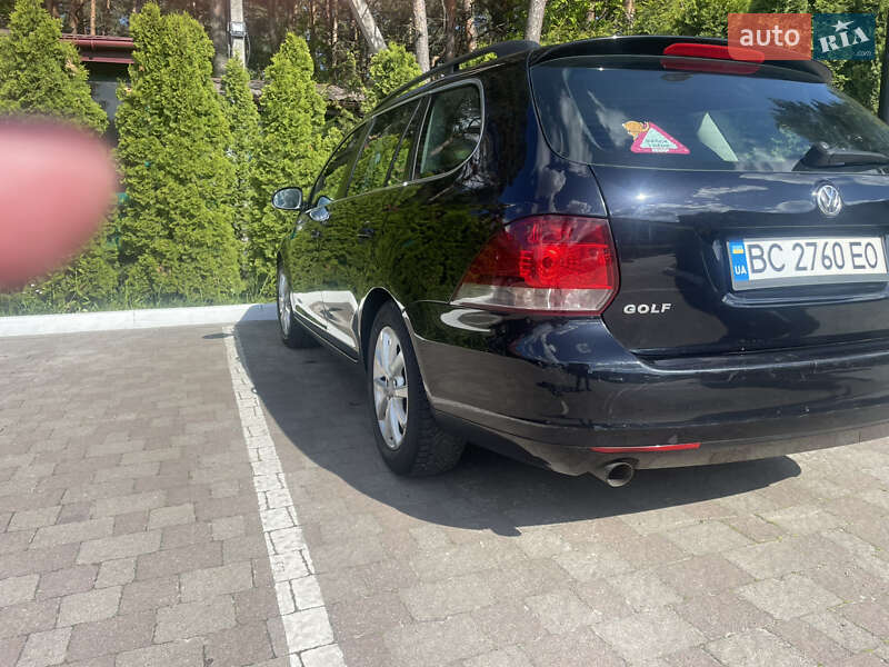 Універсал Volkswagen Golf 2011 в Львові