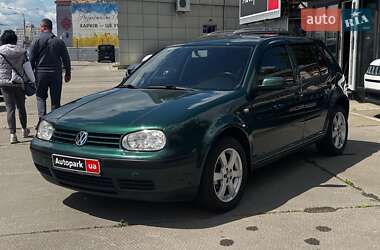Хэтчбек Volkswagen Golf 2000 в Харькове