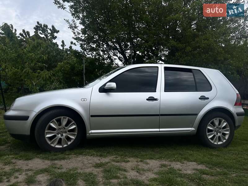Volkswagen Golf 2001