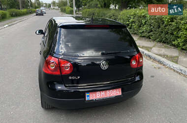 Хэтчбек Volkswagen Golf 2007 в 