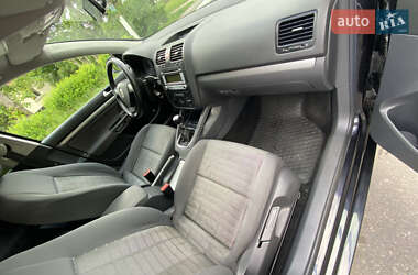 Хэтчбек Volkswagen Golf 2007 в 