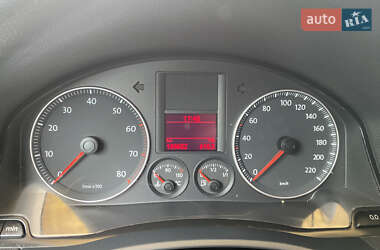 Хэтчбек Volkswagen Golf 2007 в 