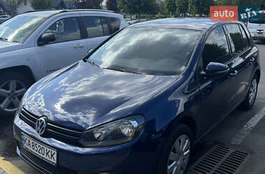 Хэтчбек Volkswagen Golf 2010 в Буче