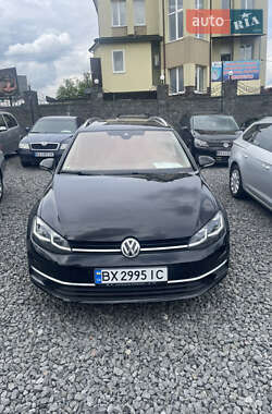 Універсал Volkswagen Golf 2017 в Хмельницькому