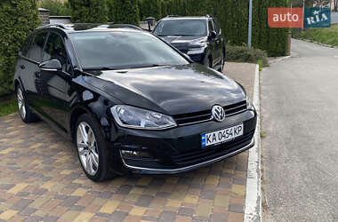 Универсал Volkswagen Golf 2015 в Киеве