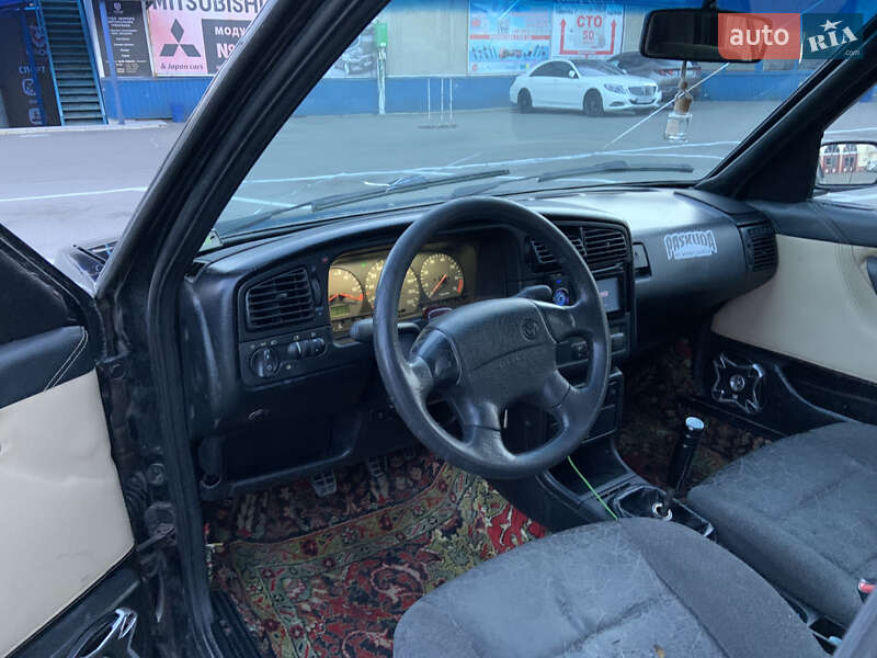 Хетчбек Volkswagen Golf 1986 в Києві