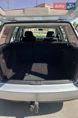Универсал Volkswagen Golf 2001 в 