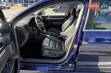 Универсал Volkswagen Golf 2009 в 
