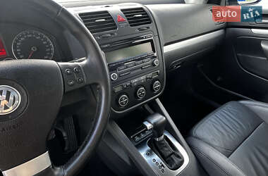 Универсал Volkswagen Golf 2009 в 