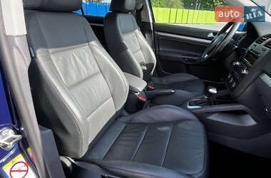 Универсал Volkswagen Golf 2009 в 