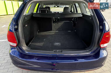 Универсал Volkswagen Golf 2009 в 