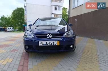 Хетчбек Volkswagen Golf 2008 в 