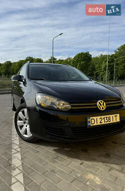 Універсал Volkswagen Golf 2009 в Рівному