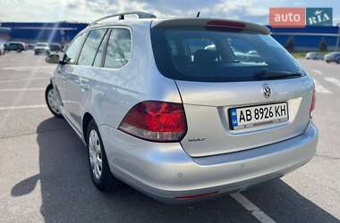 Универсал Volkswagen Golf 2010 в 