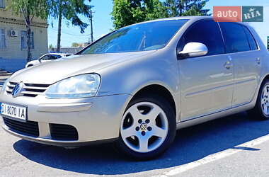 Хетчбек Volkswagen Golf 2005 в Павлограді