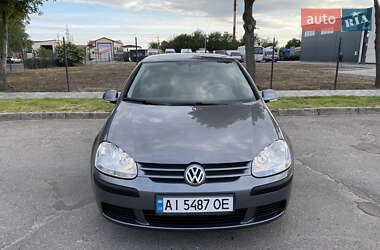 Хетчбек Volkswagen Golf 2006 в 