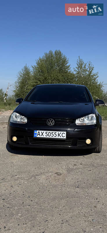Хэтчбек Volkswagen Golf 2007 в 