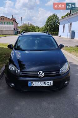 Универсал Volkswagen Golf 2010 в Полтаве