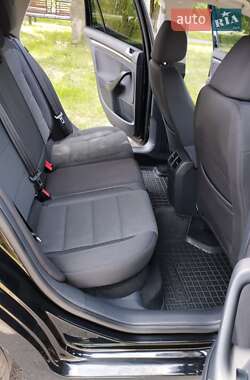 Универсал Volkswagen Golf 2010 в 