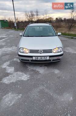 Универсал Volkswagen Golf 2003 в Верховец