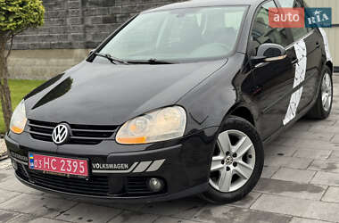 Хэтчбек Volkswagen Golf 2008 в 