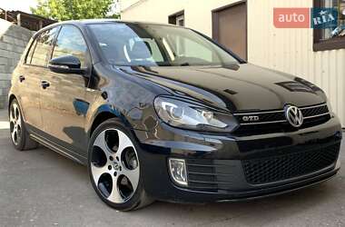Хэтчбек Volkswagen Golf 2011 в Киеве