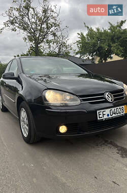 Хэтчбек Volkswagen Golf 2009 в 