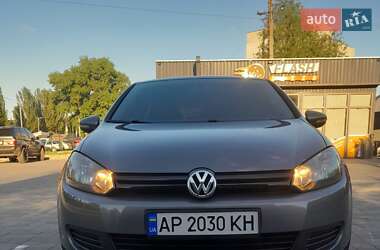 Хетчбек Volkswagen Golf 2009 в Павлограді