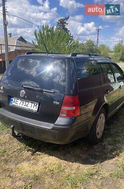 Универсал Volkswagen Golf 2003 в Долинской