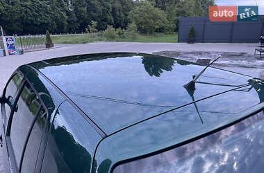 Хэтчбек Volkswagen Golf 2003 в 