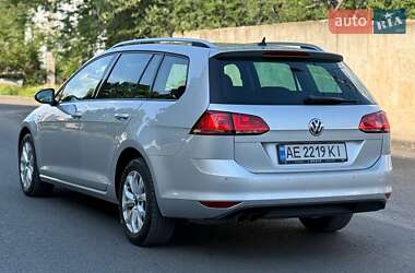 Универсал Volkswagen Golf 2015 в 