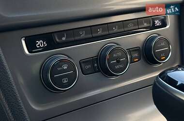 Универсал Volkswagen Golf 2015 в 