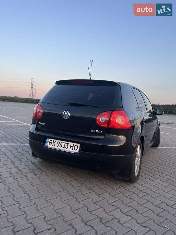 Хетчбек Volkswagen Golf 2007 в Хмельницькому