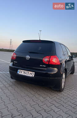 Хэтчбек Volkswagen Golf 2007 в 
