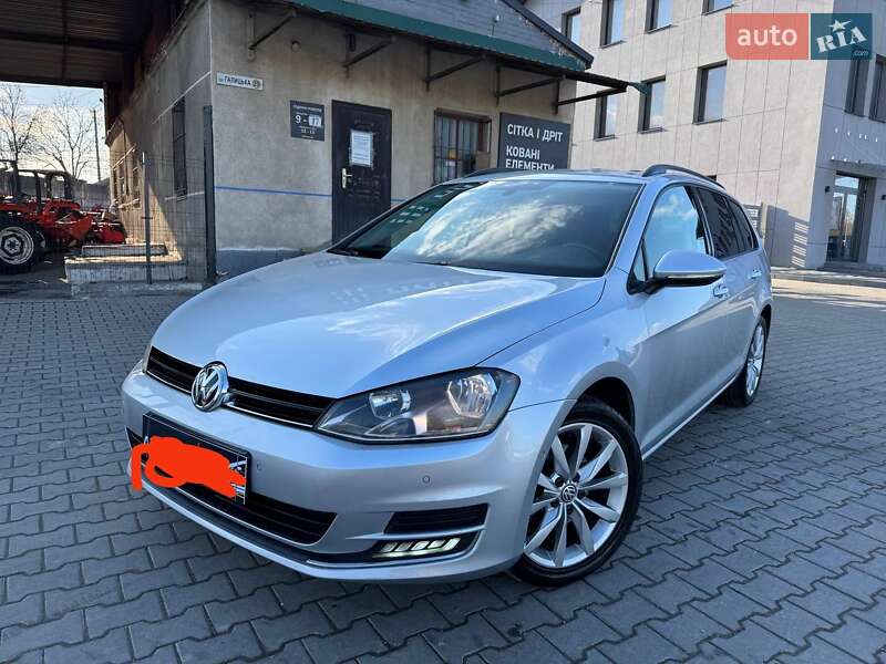 Универсал Volkswagen Golf 2016 в Ивано-Франковске