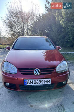 Хэтчбек Volkswagen Golf 2007 в 