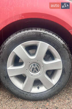 Хэтчбек Volkswagen Golf 2007 в 