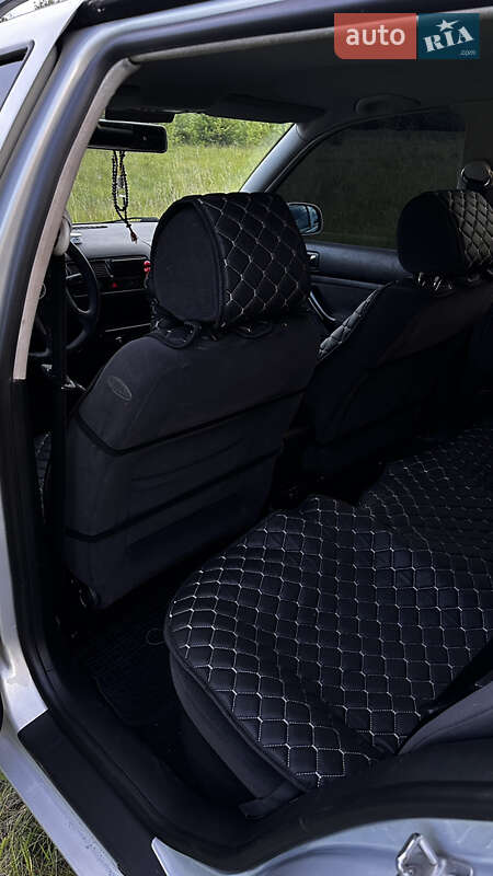 Універсал Volkswagen Golf 1999 в Калинівці