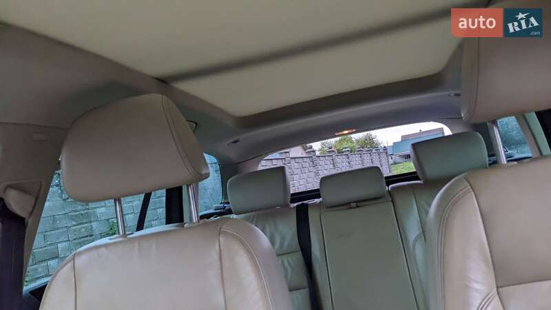 Універсал Volkswagen Golf 2010 в Кореці