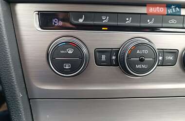 Универсал Volkswagen Golf 2015 в 