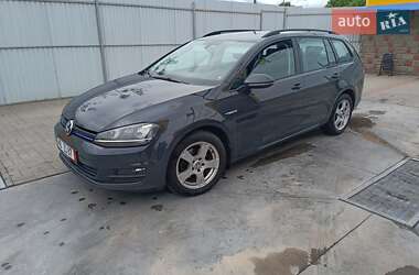 Универсал Volkswagen Golf 2015 в 