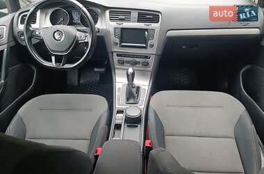 Универсал Volkswagen Golf 2015 в 