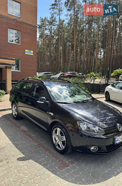 Універсал Volkswagen Golf 2012 в 