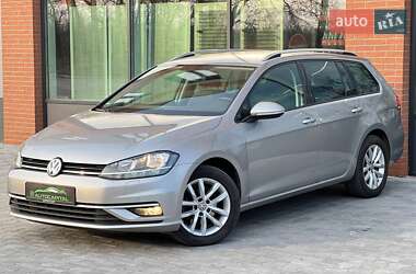 Універсал Volkswagen Golf 2019 в 