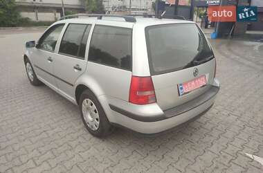 Универсал Volkswagen Golf 2003 в 